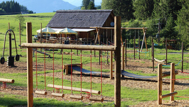 Zeckis Hütte Spielplatz | © Zeckis Hütte